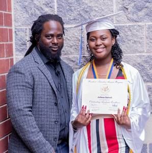 Meet your Posher, So